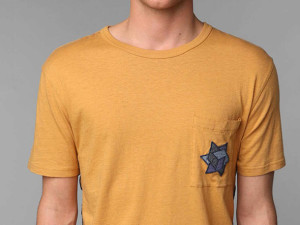 042312-biz-tshirt-controversy-pic-662w-at-1x